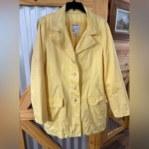 Old Navy Women’s Yellow Lined Trench Coat. Size Large. No belt, some staining.
